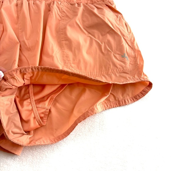 JoyLab Peach/Coral Mini Thick Elastic Quick Dry Athletic Running Shorts (L) - Picture 12 of 14